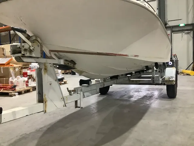 Broom speedboot met trailer - afbeelding 4 van  12