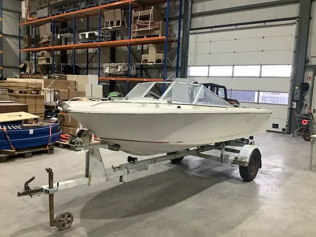 Broom speedboot met trailer - afbeelding 1 van  12