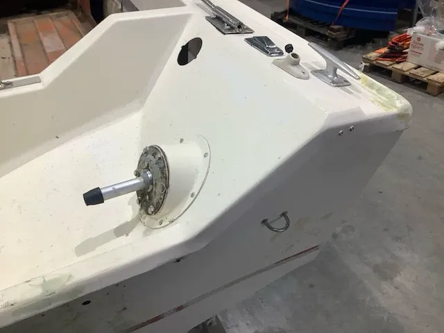 Broom speedboot met trailer - afbeelding 10 van  12