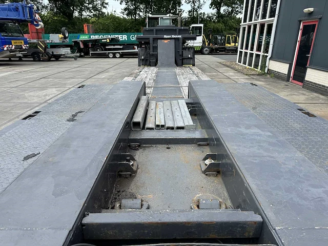 Broshuis uitschuiftrailer - 2abd-38 - oplegger - afbeelding 22 van  23