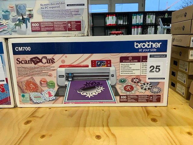 Brother cm 700 snijplotter - afbeelding 1 van  1