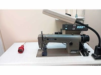 Brother db2-b798-100 industriële naaimachine - afbeelding 2 van  5