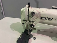 Brother db2-b798-300 industriële naaimachine - afbeelding 7 van  16