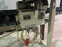 Brother db2-b798-300 industriële naaimachine - afbeelding 12 van  16