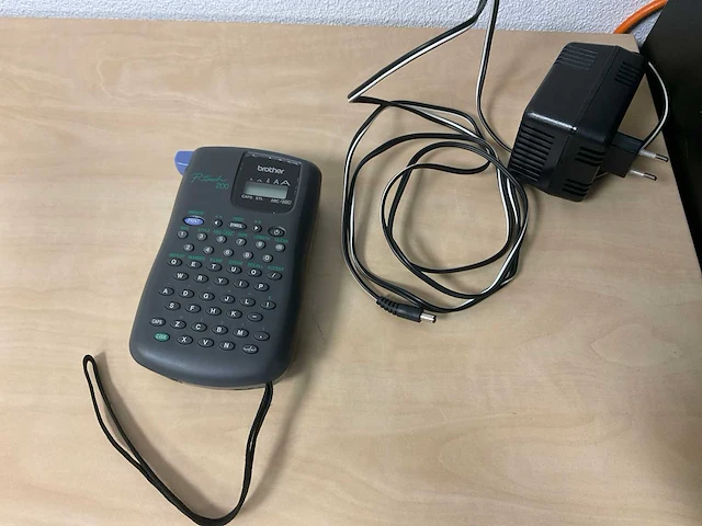 Brother p-touch 200 labelprinter - afbeelding 1 van  4