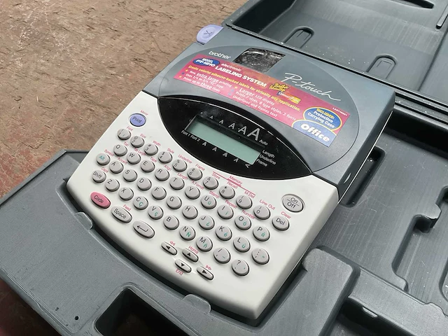 Brother p-touch labelprinter - afbeelding 2 van  4