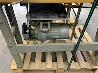 Brother/pfaff professionele naaimachine (2x) en afkortzaag - afbeelding 4 van  21