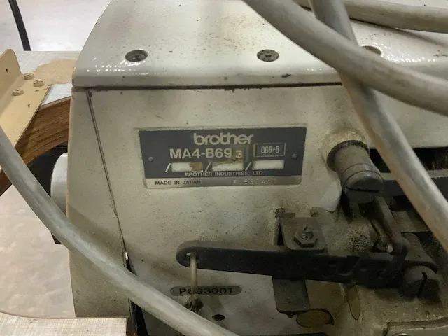 Brother/pfaff professionele naaimachine (2x) en afkortzaag - afbeelding 5 van  21