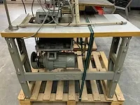 Brother/pfaff professionele naaimachine (2x) en afkortzaag - afbeelding 6 van  21