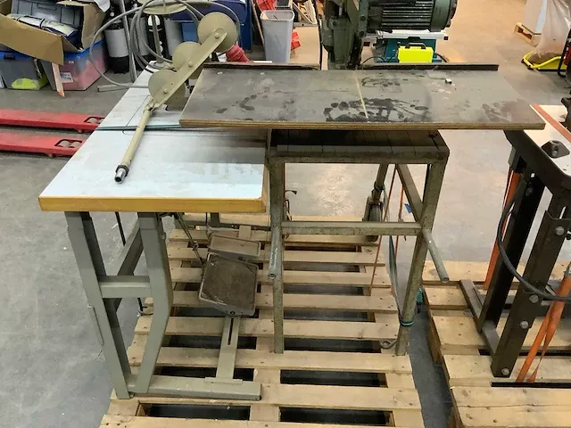 Brother/pfaff professionele naaimachine (2x) en afkortzaag - afbeelding 19 van  21