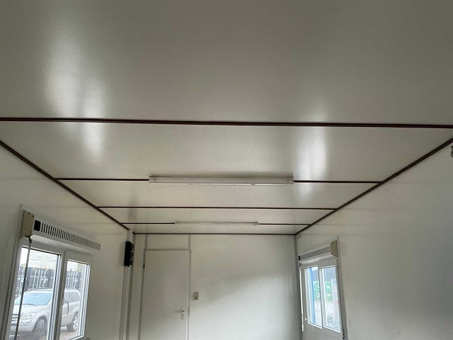 Brouwer kantoorunit / directieunit 10 meter - afbeelding 28 van  42