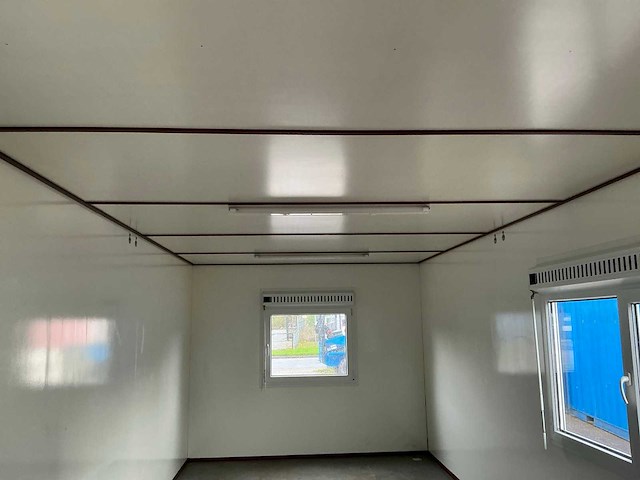 Brouwer kantoorunit / directieunit 10 meter - afbeelding 30 van  42