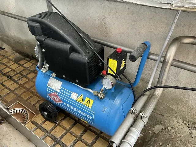Brouwerij machine (c) - afbeelding 11 van  30