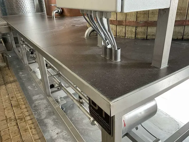 Brouwerij machine (c) - afbeelding 14 van  30