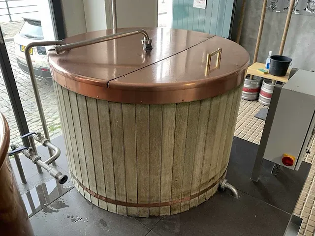 Brouwerij machine (c) - afbeelding 17 van  30