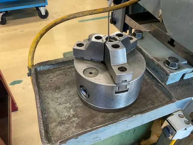 Brown & sharpe 525-13 universele gereedschapslijpmachine - afbeelding 2 van  33