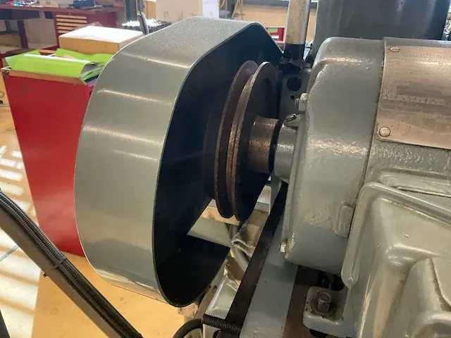 Brown & sharpe 525-13 universele gereedschapslijpmachine - afbeelding 14 van  33