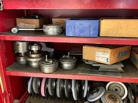 Brown & sharpe 525-13 universele gereedschapslijpmachine - afbeelding 26 van  33
