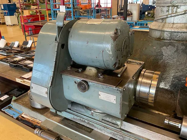 Brown & sharpe 525-13 universele gereedschapslijpmachine - afbeelding 31 van  33