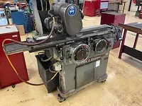 Brown & sharpe no. 13 universele gereedschapslijpmachine - afbeelding 24 van  28