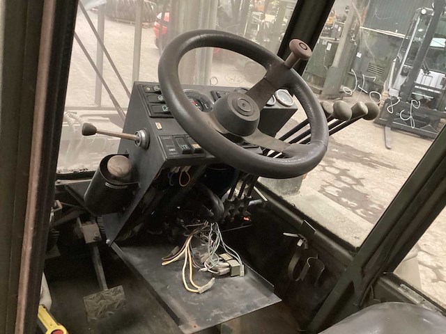 Brumeca tt20-4m vorkheftruck - afbeelding 7 van  12