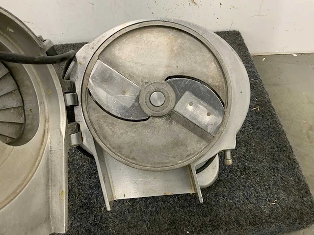 Brunner - gsm 4-pa - groentesnijmachine - afbeelding 5 van  5