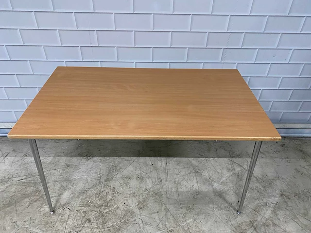 Brunner klaptafel 140cm - afbeelding 3 van  6