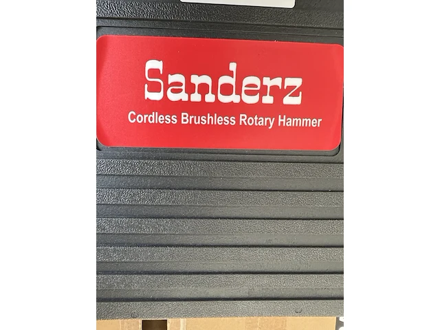 Brushless rotary hammer, sanderz, 2x 18v 4ah, geel dwlt lijn, 2025 - afbeelding 2 van  2