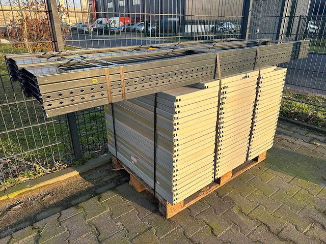 Bruynzeel - grootvakstelling 6x30 - afbeelding 1 van  4