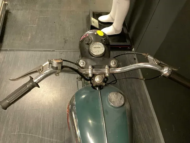 Bsa bantam 1964 classic motorfiets - afbeelding 20 van  23