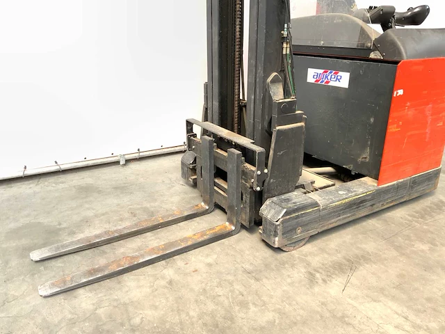 Bt - 2004 - rr b1/e1 - reach truck - afbeelding 13 van  20