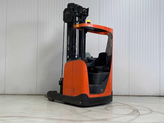 Bt - 2015 - rre140e - reach truck - afbeelding 2 van  7