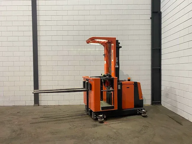 Bt - ome100m - orderpicker - 2012 - afbeelding 13 van  15
