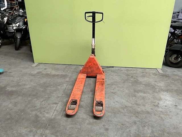 Bt hand hydraulische palletwagen - afbeelding 1 van  6