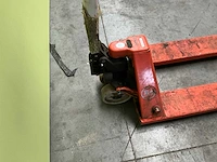 Bt hand hydraulische palletwagen - afbeelding 5 van  6