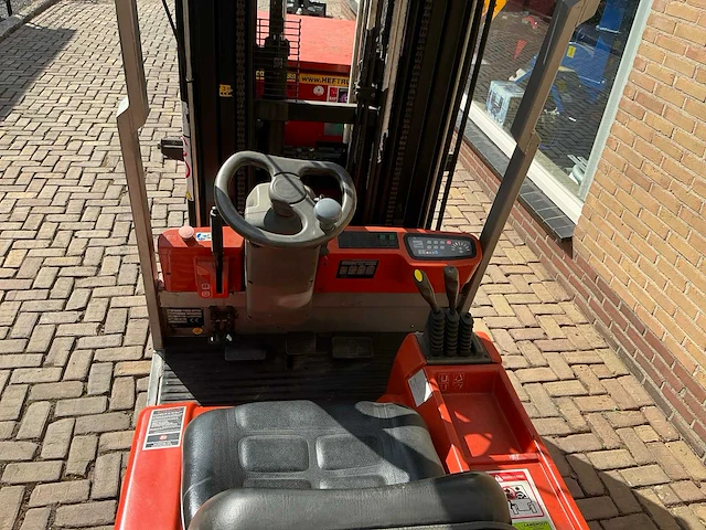 Bt vorkheftruck - afbeelding 5 van  13
