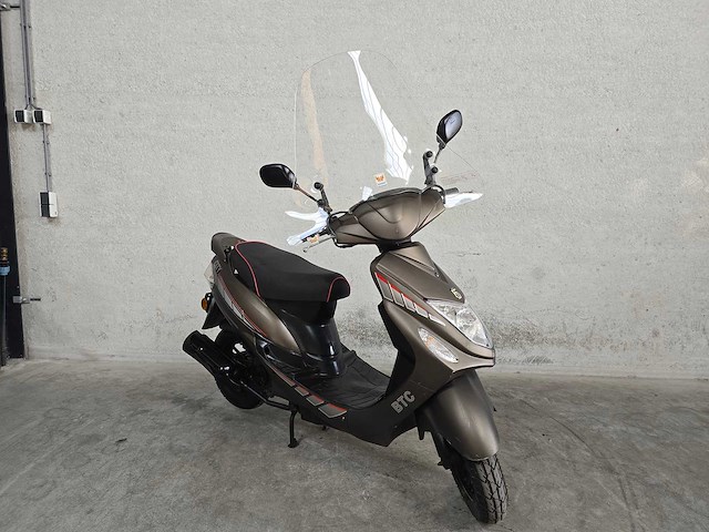 Btc - bromscooter - city - 4t 45km uitvoering dzp11r - afbeelding 4 van  7
