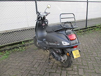 Btc - bromscooter - riva efi - scooter - afbeelding 2 van  11