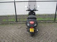 Btc - bromscooter - riva sport - scooter - afbeelding 10 van  11