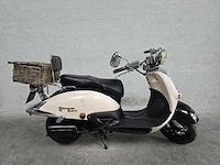 Btc - snorscooter - grande retro - 4t 25km uitvoering dlb97l - afbeelding 2 van  7