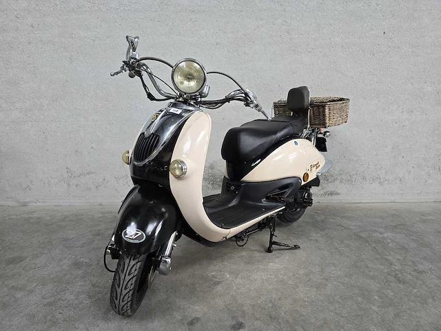Btc - snorscooter - grande retro - 4t 25km uitvoering dlb97l - afbeelding 3 van  7