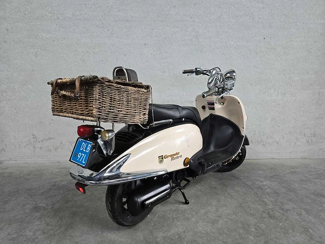 Btc - snorscooter - grande retro - 4t 25km uitvoering dlb97l - afbeelding 5 van  7