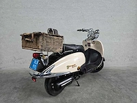 Btc - snorscooter - grande retro - 4t 25km uitvoering dlb97l - afbeelding 5 van  7