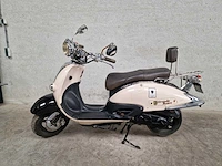 Btc - snorscooter - grande retro - 4t 25km uitvoering dnl35p - afbeelding 1 van  7