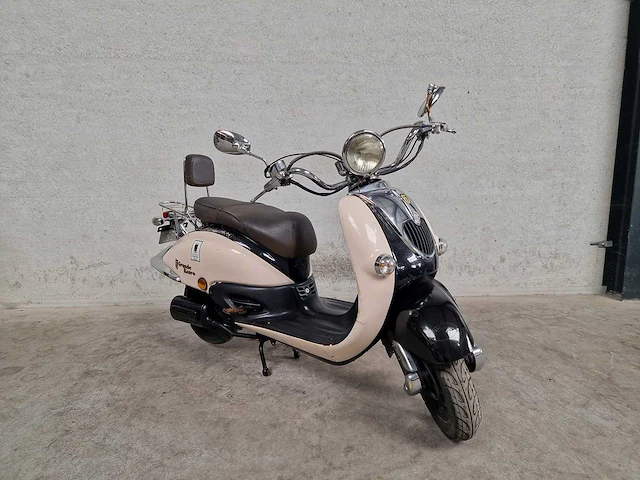 Btc - snorscooter - grande retro - 4t 25km uitvoering dnl35p - afbeelding 4 van  7