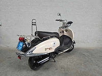 Btc - snorscooter - grande retro - 4t 25km uitvoering dnl42p - afbeelding 5 van  7