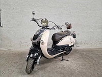 Btc - snorscooter - grande retro - 4t 25km uitvoering dnl45p - afbeelding 3 van  7