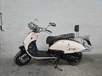 Btc - snorscooter - grande retro gt2 - 4t 25km uitvoering dnl30p - afbeelding 1 van  7