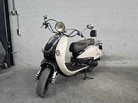 Btc - snorscooter - grande retro gt2 - 4t 25km uitvoering dnl30p - afbeelding 3 van  7