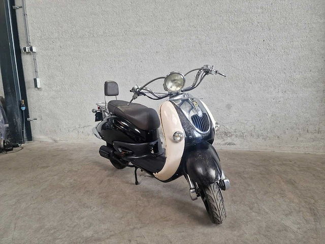 Btc - snorscooter - grande retro gt2 - 4t 25km uitvoering dnl38p - afbeelding 4 van  7